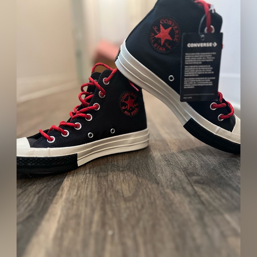 2018 Chuck 70 Trek Tech High 'Black Enamel Red'